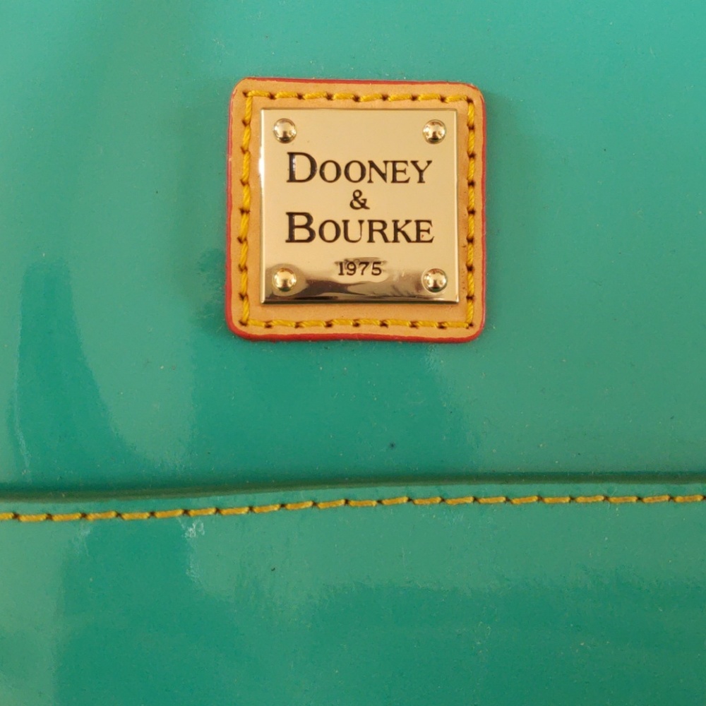 Dooney & Bourke Purse